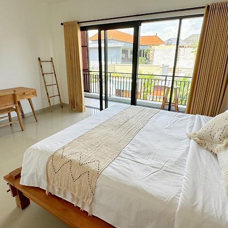 Villa Niu Center Canggu - Fattylion Buitenkant foto