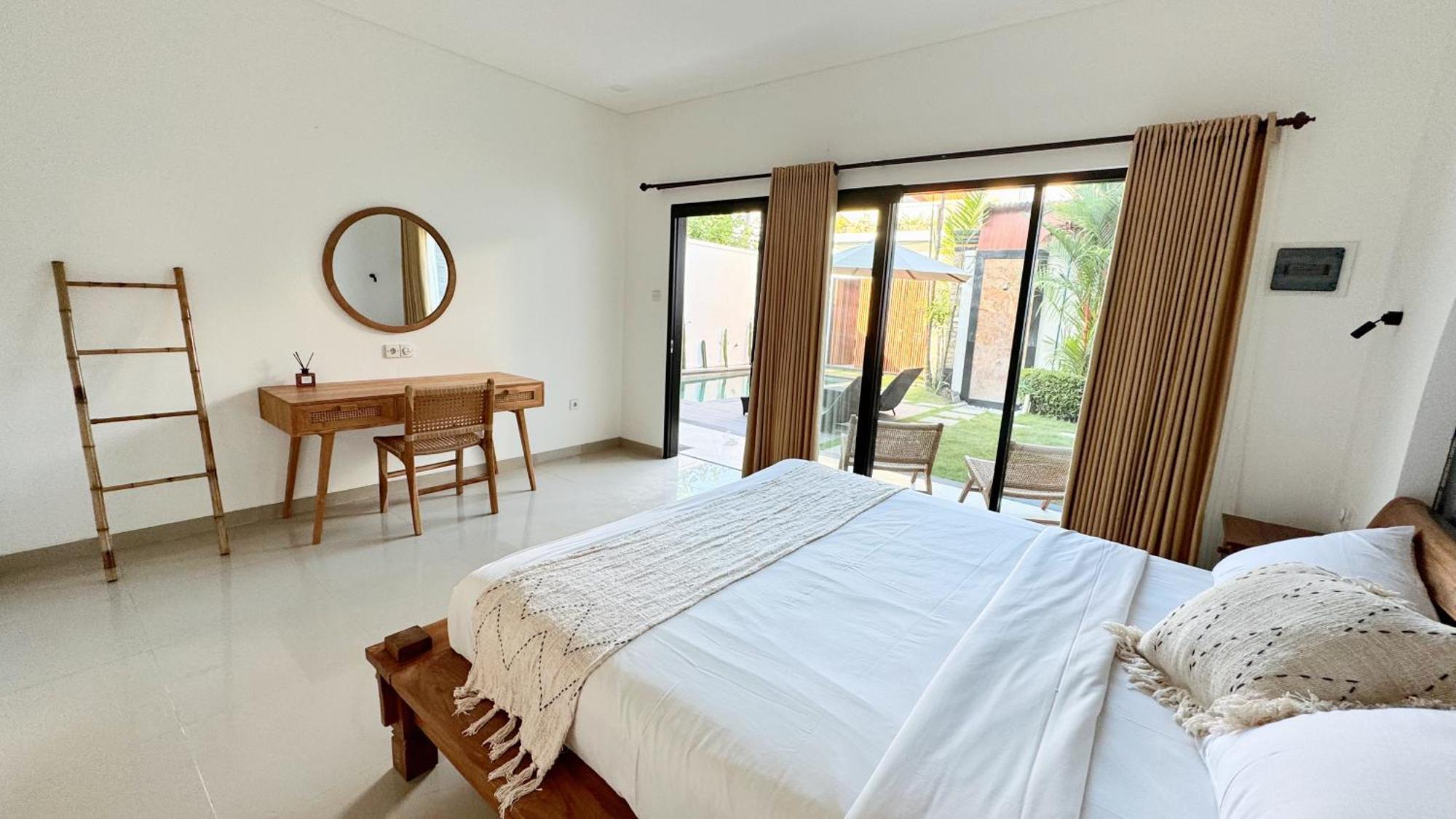 Villa Niu Center Canggu - Fattylion Buitenkant foto