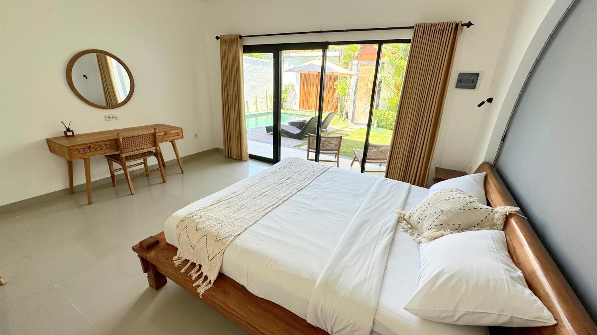 Villa Niu Center Canggu - Fattylion Buitenkant foto