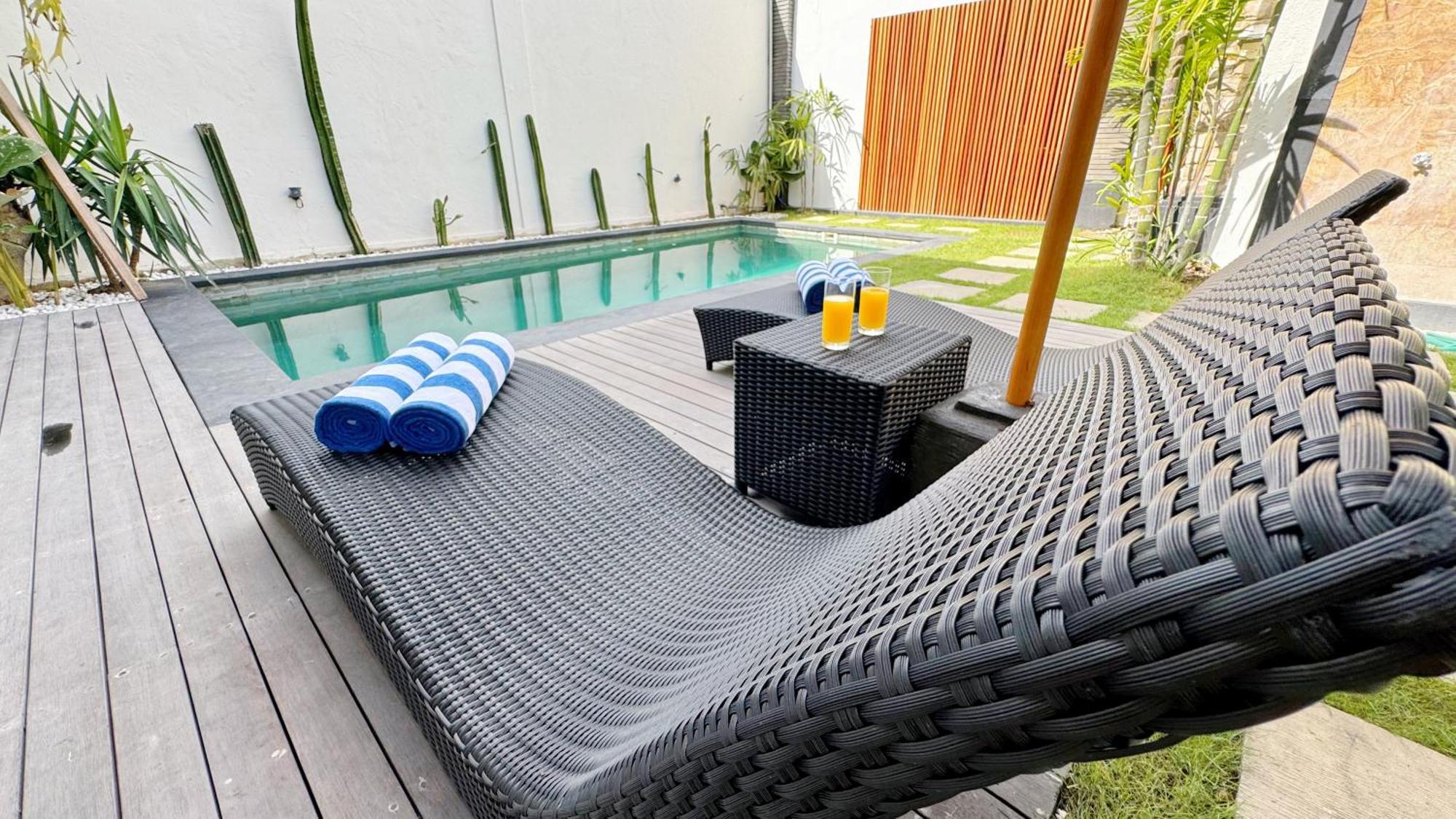 Villa Niu Center Canggu - Fattylion Buitenkant foto