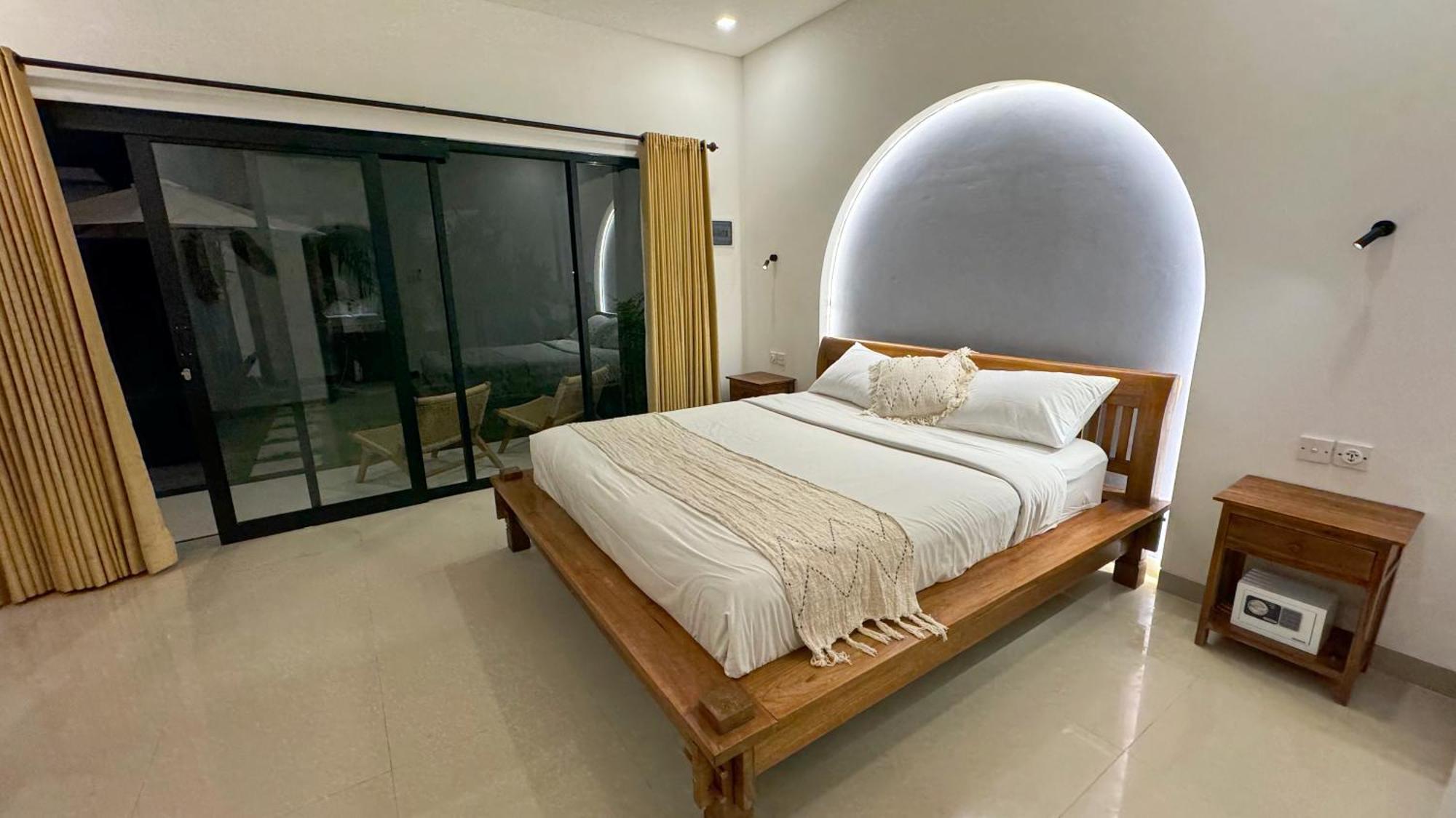 Villa Niu Center Canggu - Fattylion Buitenkant foto