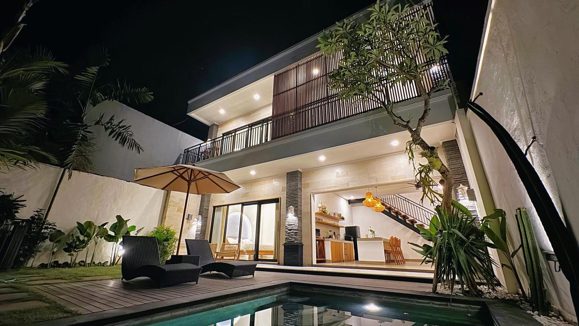 Villa Niu Center Canggu - Fattylion Buitenkant foto